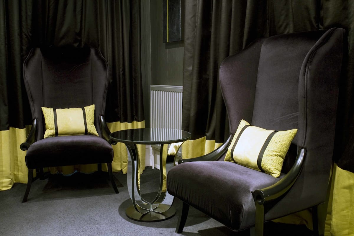 Premier Double Room (Four Poster Bed) (Room 3) | Living area | Flat-screen TV, iPod dock