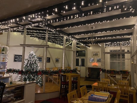 Dining. Balmoral Hotel