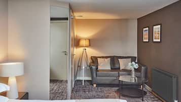 Grand Room (Plus) | Premium bedding, pillow-top beds, in-room safe, iron/ironing board
