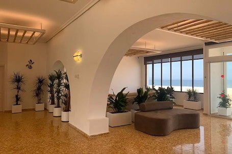 Reception. Hotel Roca Bella