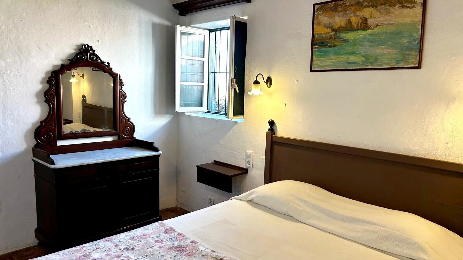 Chambre Double | Chambres insonorisées, lits pliants/supplémentaires, Wi-Fi gratuit