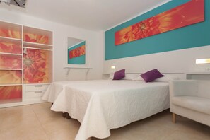 Double Room - Hostal Costa Blanca (Ibiza Town)