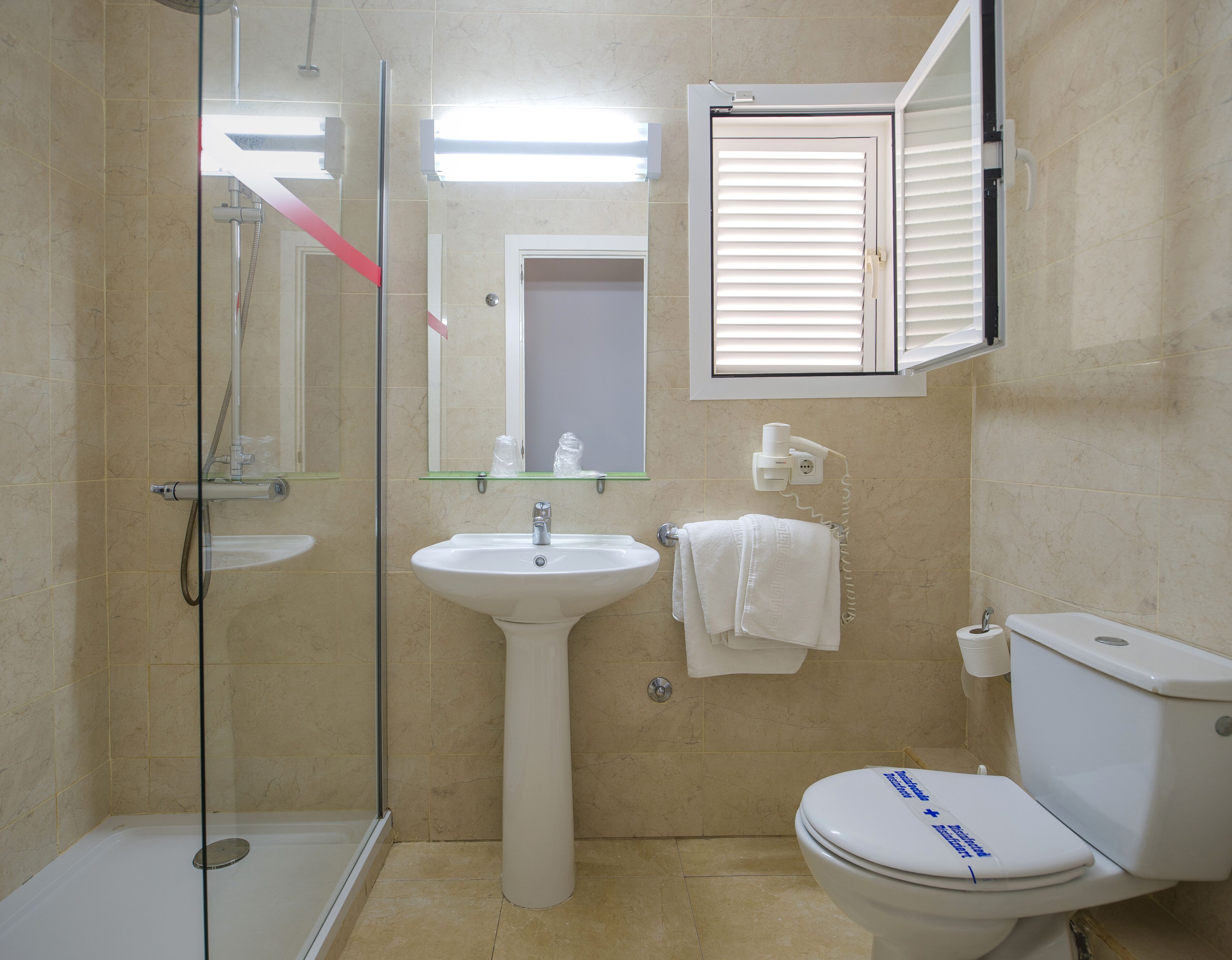 Foto - Hostal Costa Blanca