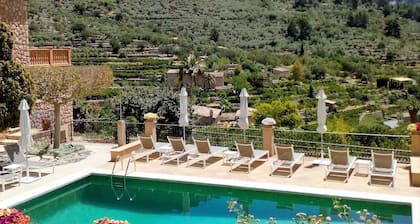 Hotel Apartaments Sa Tanqueta De Fornalutx - Adults Only
