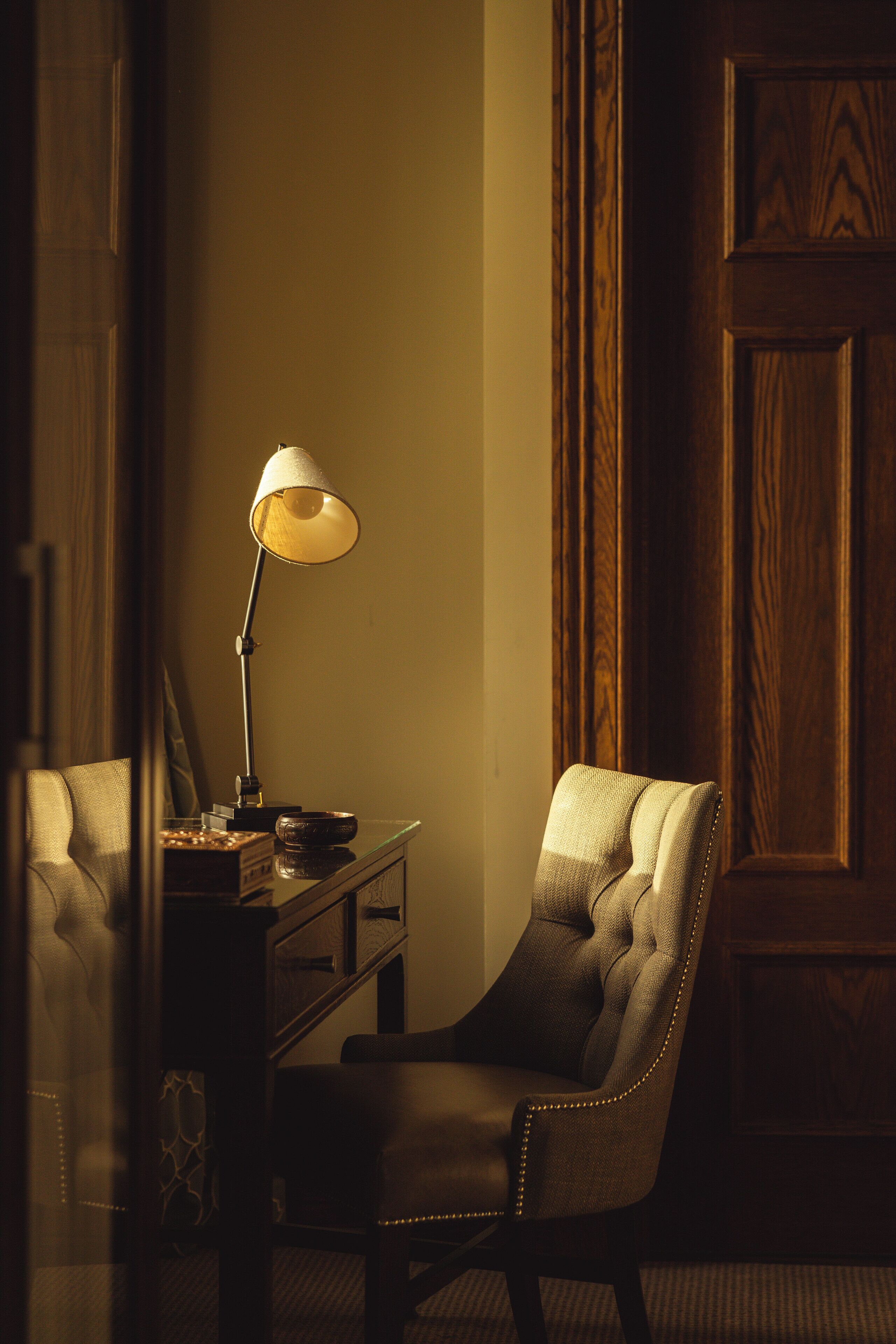 master suite | living area | flat-screen tv