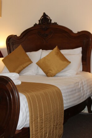 Superior Double Room, 1 Double Bed - The Taynuilt Inn (Taynuilt)
