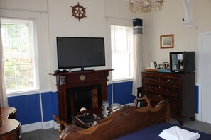 Deluxe Double Room, 1 Double Bed | Minibar - The Taynuilt Inn (Taynuilt)