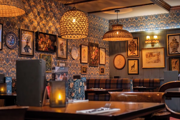 Breakfast, lunch, brunch served; British cuisine 