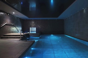 Sauna, steam room, body treatments, hot stone massages - The Kinmel & Kinspa (Abergele)