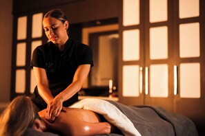 Sauna, steam room, body treatments, hot stone massages - The Kinmel & Kinspa (Abergele)
