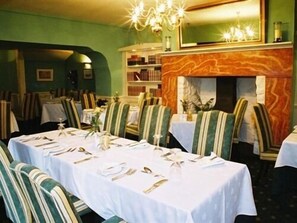 Desayuno (con cargo) 