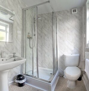 Zweibettzimmer, 2 Einzelbetten, mit Bad ( Room 12) | Badezimmer