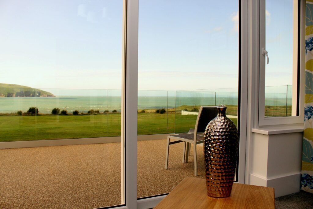 junior studio suite, sea view | iron/ironing board, free wifi, bed sheets