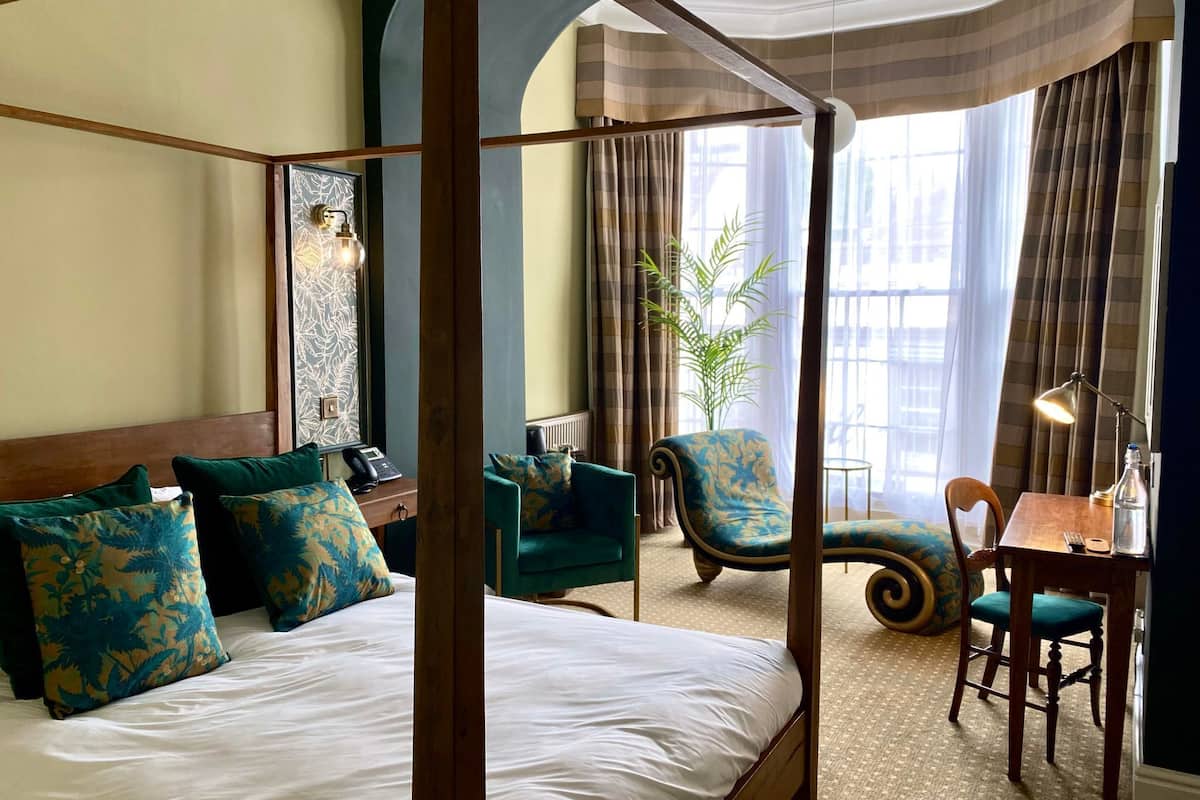 excellent rooms | 1 bedroom, hypo-allergenic bedding, in-room safe, desk