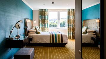 Classic Double Room | In-room safe, desk, iron/ironing board, free WiFi