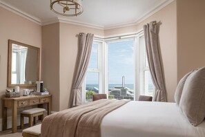View from property - Buxton House Bed and Breakfast (Llandudno)