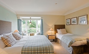 Family Room (Sleeps 3) - The Anglesey Arms (Menai Bridge)