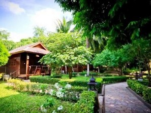 Property grounds - Aurora Resort (Kanchanaburi)