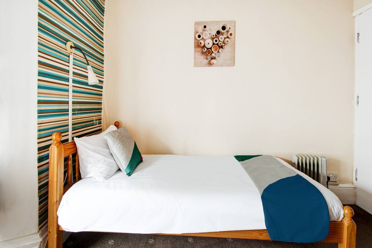 Standard Single Room, 1 Twin Bed | Bed sheets