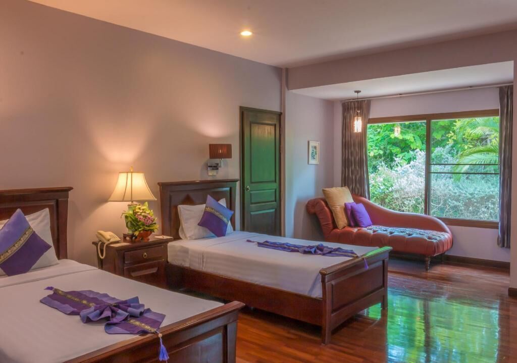 Literie hypoallergénique, coffres-forts dans les chambres