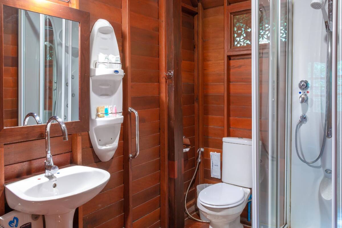 boutique villa  | bathroom | shower, free toiletries, hair dryer, bathrobes