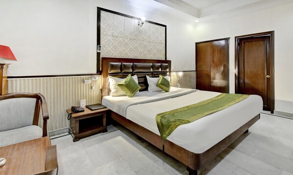 Rollaway beds, free WiFi, bed sheets