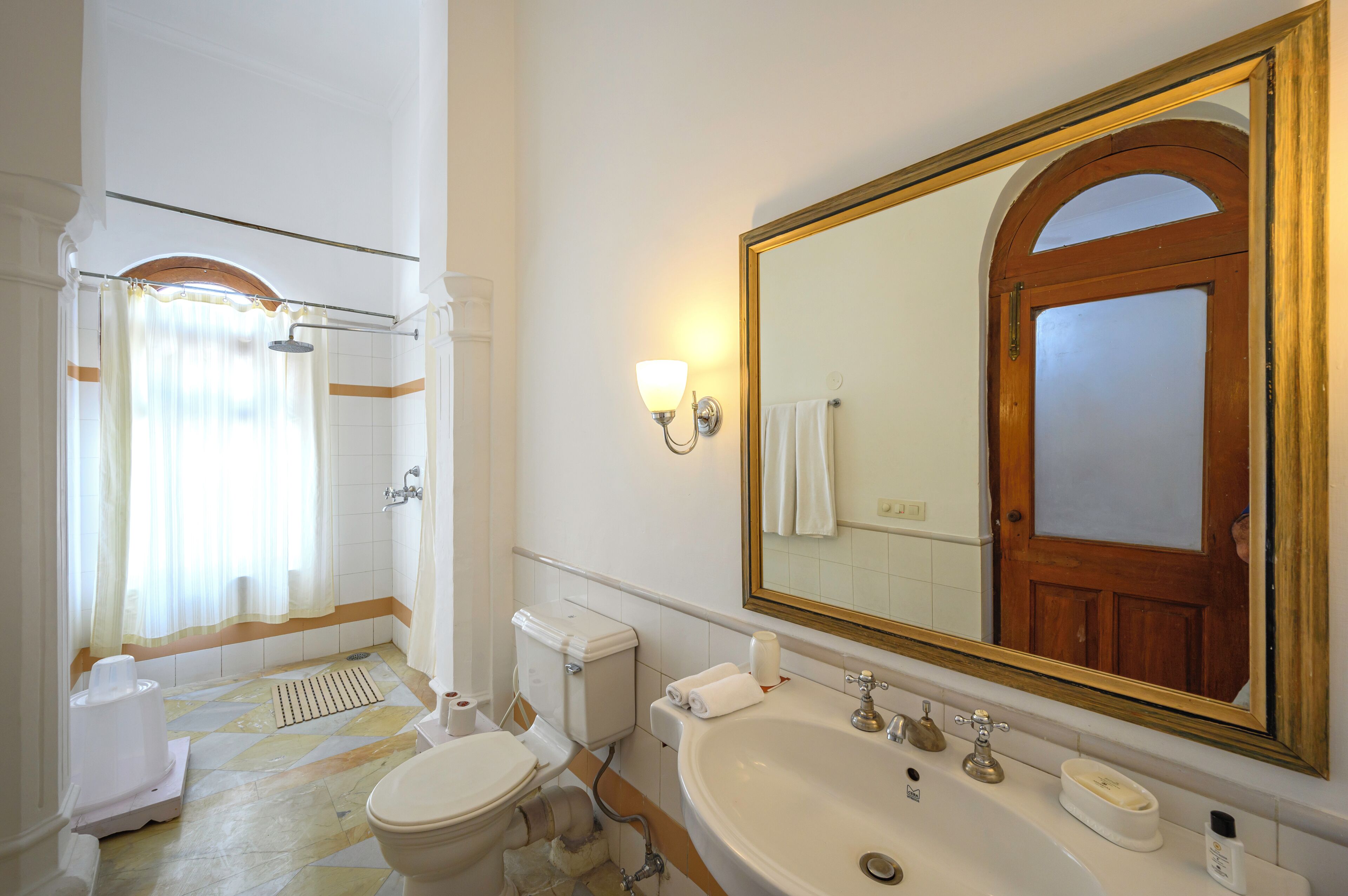 heritage royal | bathroom | shower, free toiletries, slippers, bidet