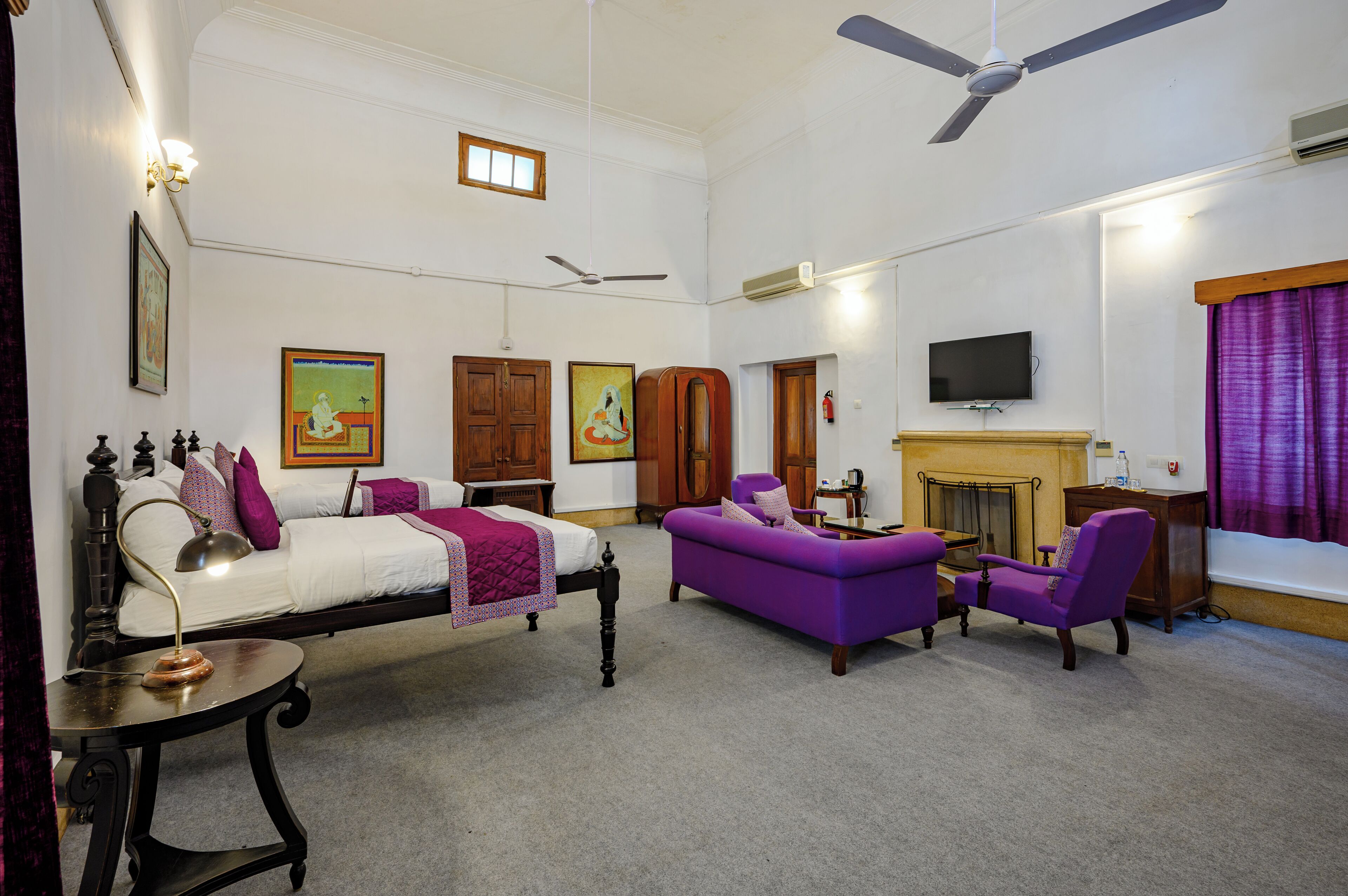 heritage romance | living area