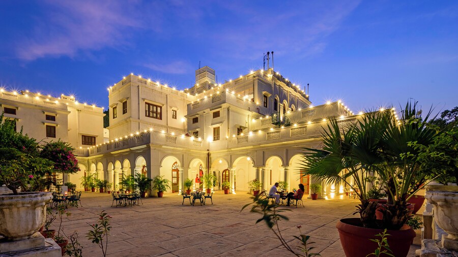 Neemrana's Baradari Palace