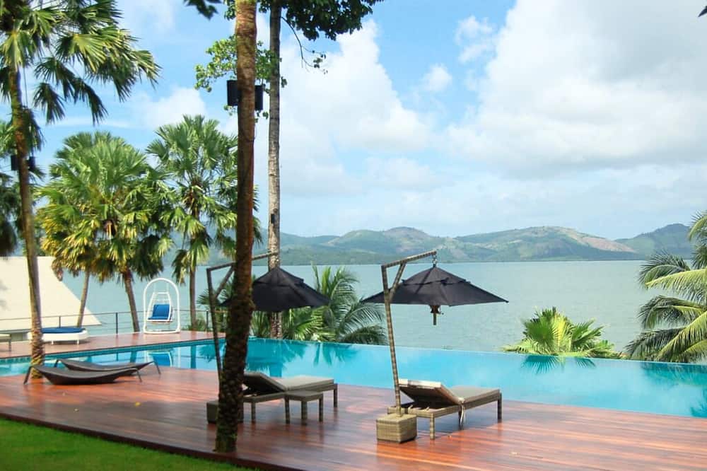 The Blue Sky Resort Ranong