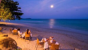 Restaurant - Anavana Beach Resort (Koh Samui)