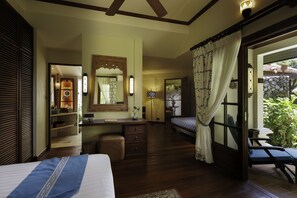 In-room safe, iron/ironing board - Anavana Beach Resort (Koh Samui)