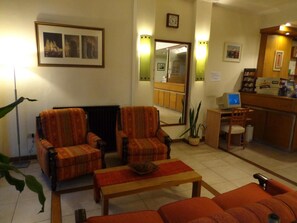 Lobby - Hotel Compostela (Mar del Plata)