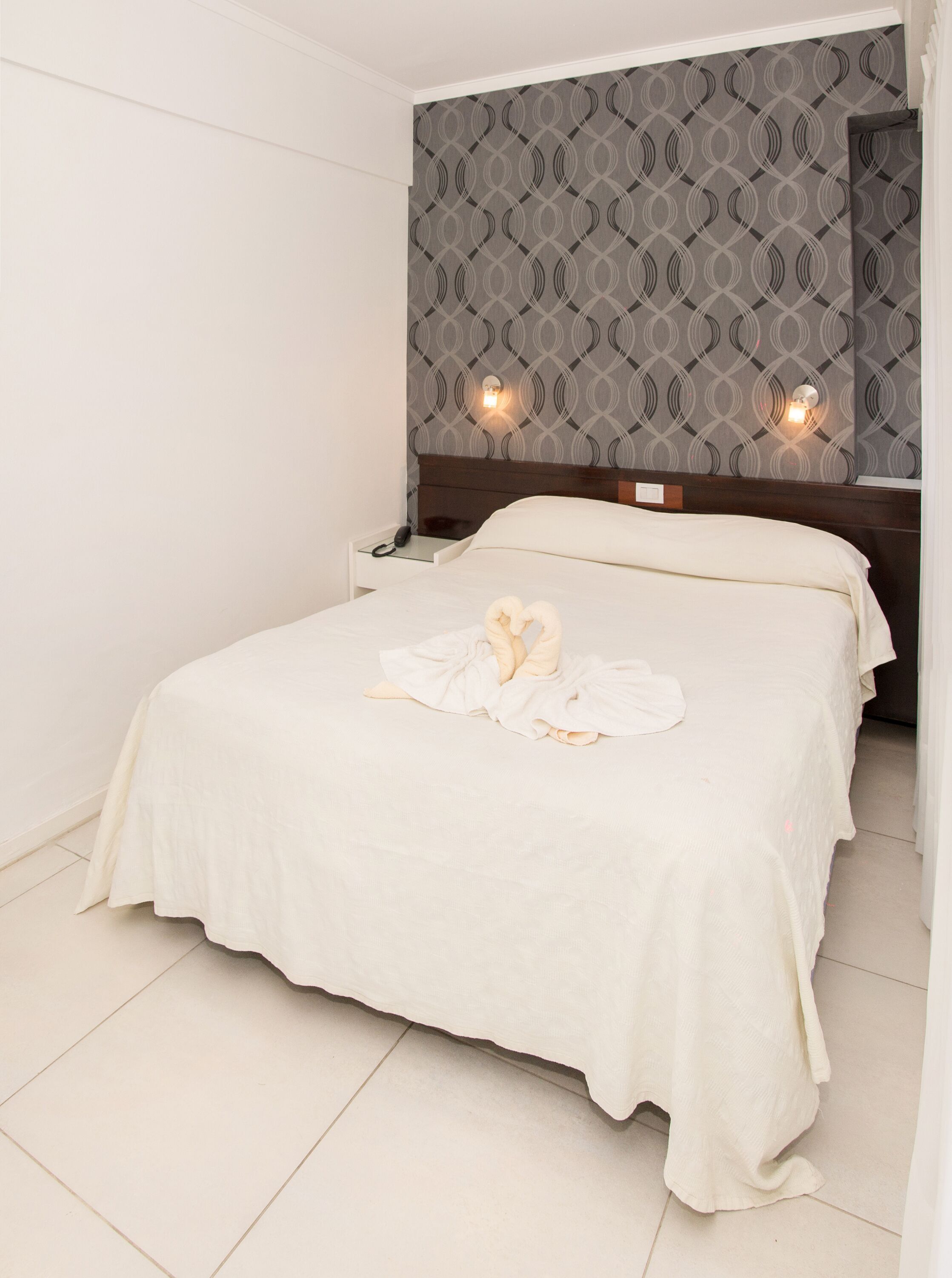 Ropa de cama de alta calidad, caja fuerte, decoración individual