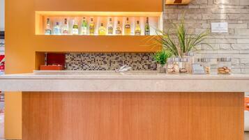 Bar (trong khuôn viên)