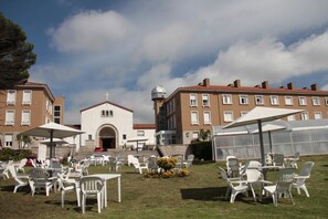 Exterior - Grand Hotel Santa Teresita (Mar del Plata)