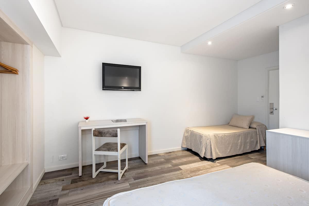 in-room safe, desk, free wifi, bed sheets