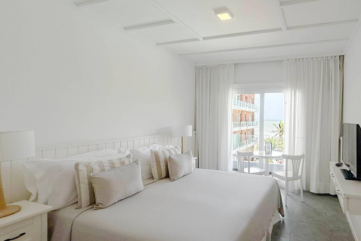 Premium bedding, minibar, in-room safe, blackout drapes