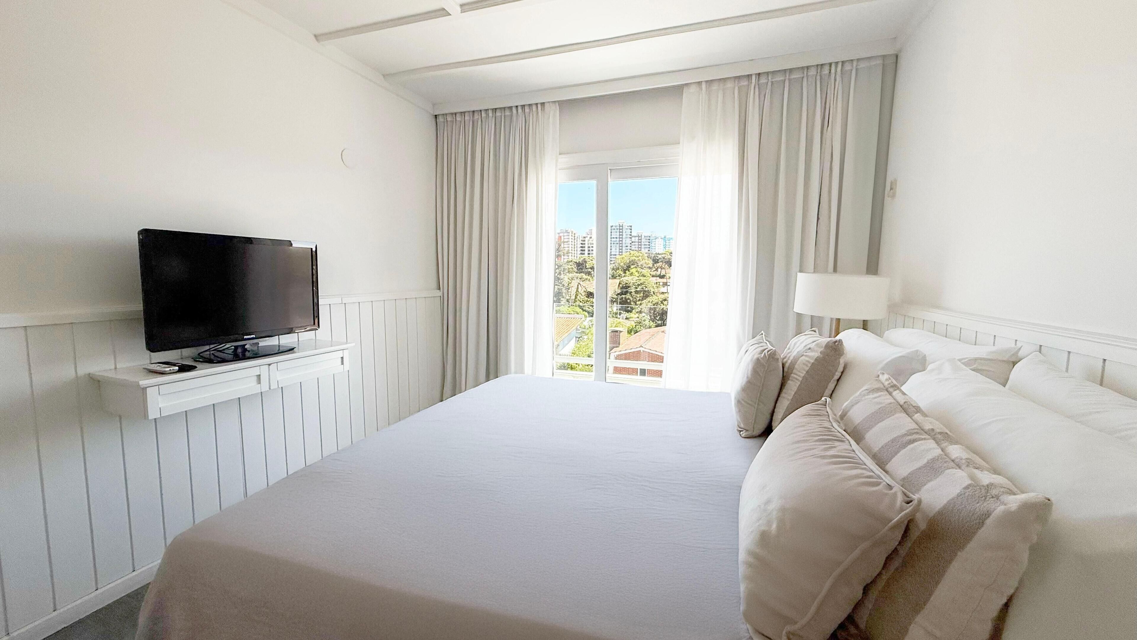 Premium bedding, minibar, in-room safe, blackout curtains