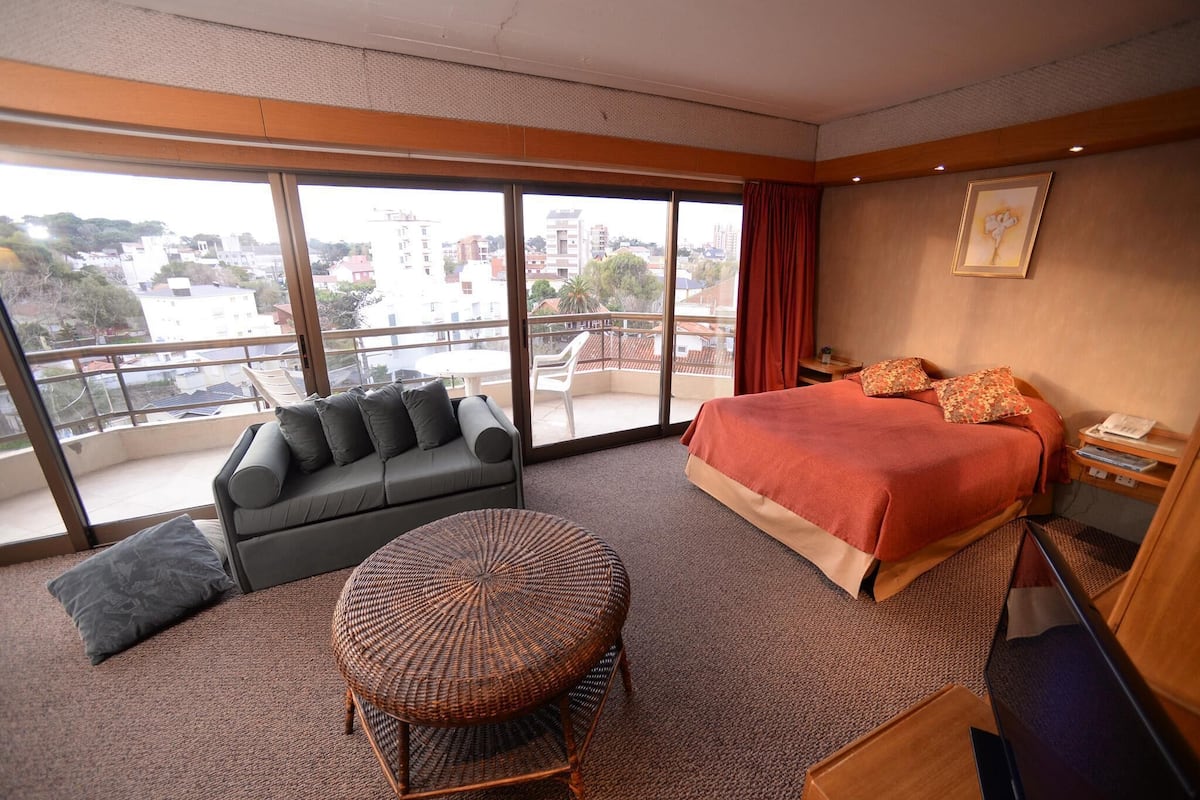 Minibar, free cots/infant beds, free WiFi, bed sheets