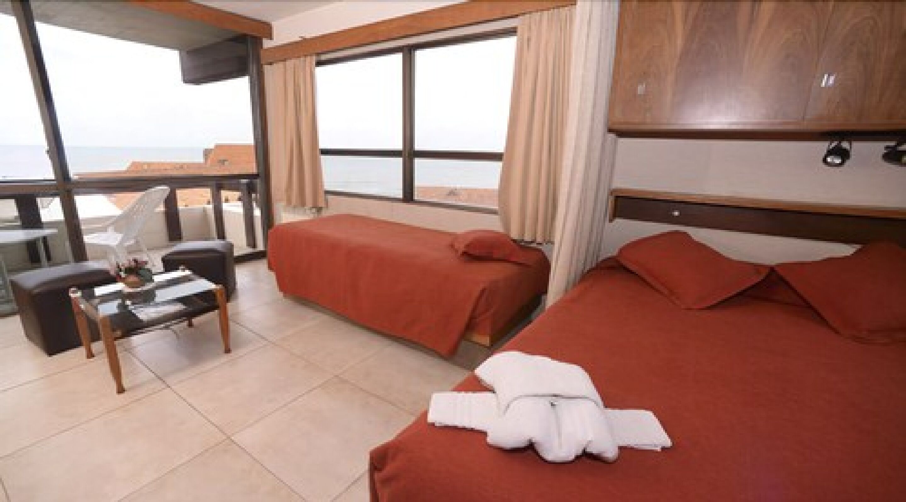 classic room | minibar, free cots/infant beds, free wifi, bed sheets