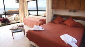 Classic Room | Minibar, free cribs/infant beds, free WiFi, bed sheets - Tequendama Spa & Resort (Villa Gesell)