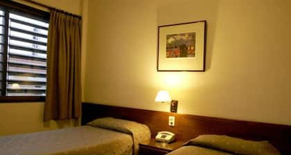 Arenales Hotel