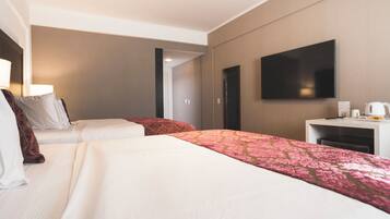 Superior-Doppelzimmer, 2 Doppelbetten | Wohnbereich