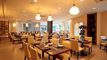 Se sirven desayunos, almuerzos y cenas