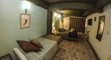 Standard Triple Room | Minibar, desk, free WiFi, bed sheets