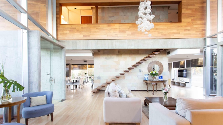 Herradura Hotel Suites