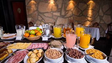 Petit déjeuner buffet compris tous les jours
