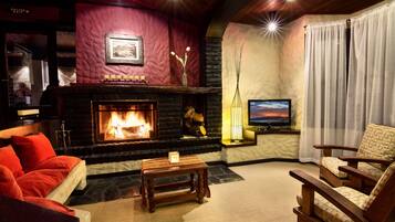 Coin salon dans le hall