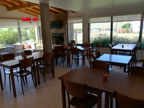 Cafe - Posada y Cabañas El Barranco (El Chalten)